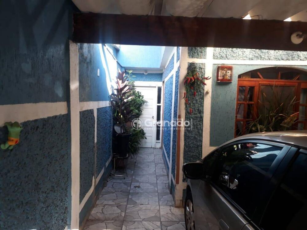 Sobrado à venda com 4 quartos, 82m² - Foto 1