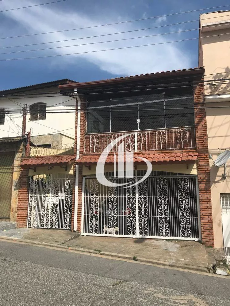 Sobrado, 4 quartos, 195 m² - Foto 1