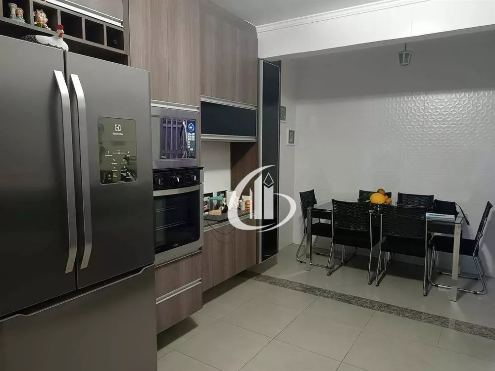 Sobrado à venda com 3 quartos, 150M2 - Foto 1