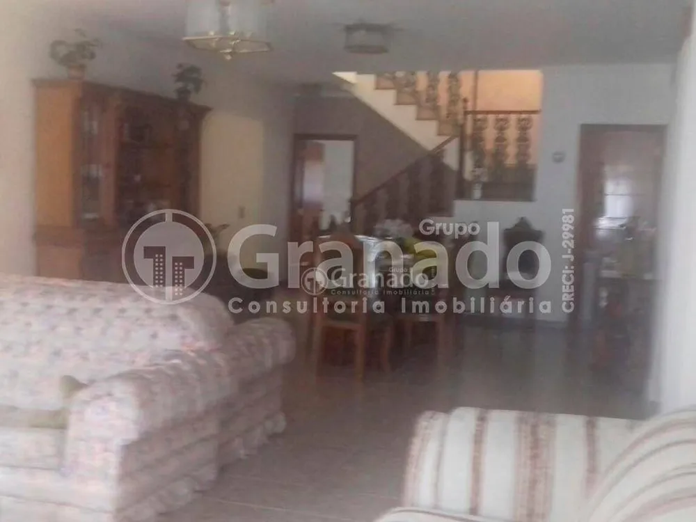 Sobrado, 3 quartos, 274 m² - Foto 13