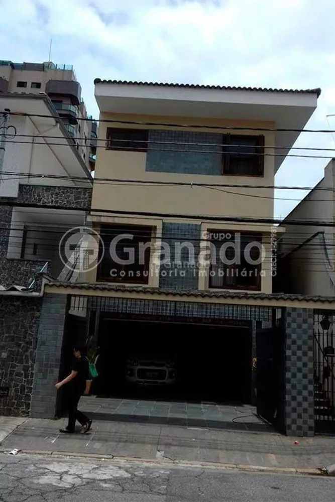 Sobrado, 3 quartos, 274 m² - Foto 2