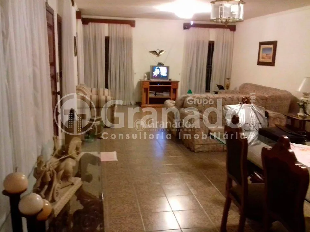 Sobrado, 3 quartos, 274 m² - Foto 2