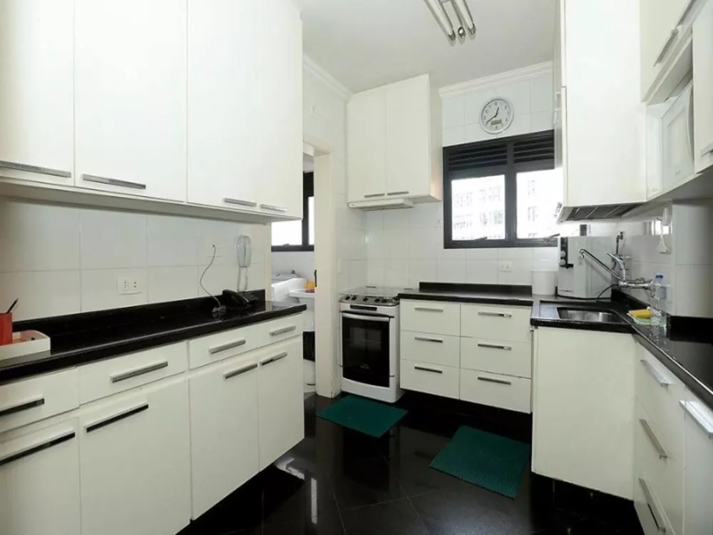 Apartamento à venda com 3 quartos, 152m² - Foto 4