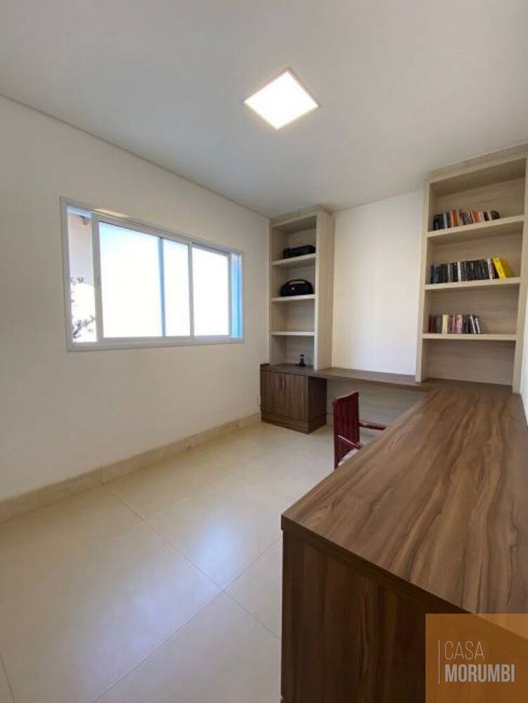 Casa à venda com 5 quartos, 600m² - Foto 2