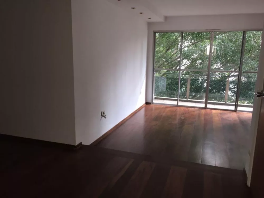 Apartamento à venda com 3 quartos, 116m² - Foto 2