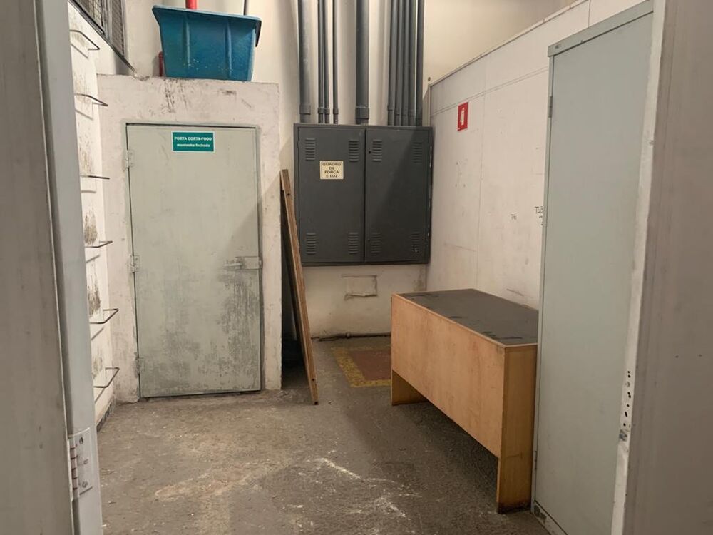 Indústria, 1271 m² - Foto 1