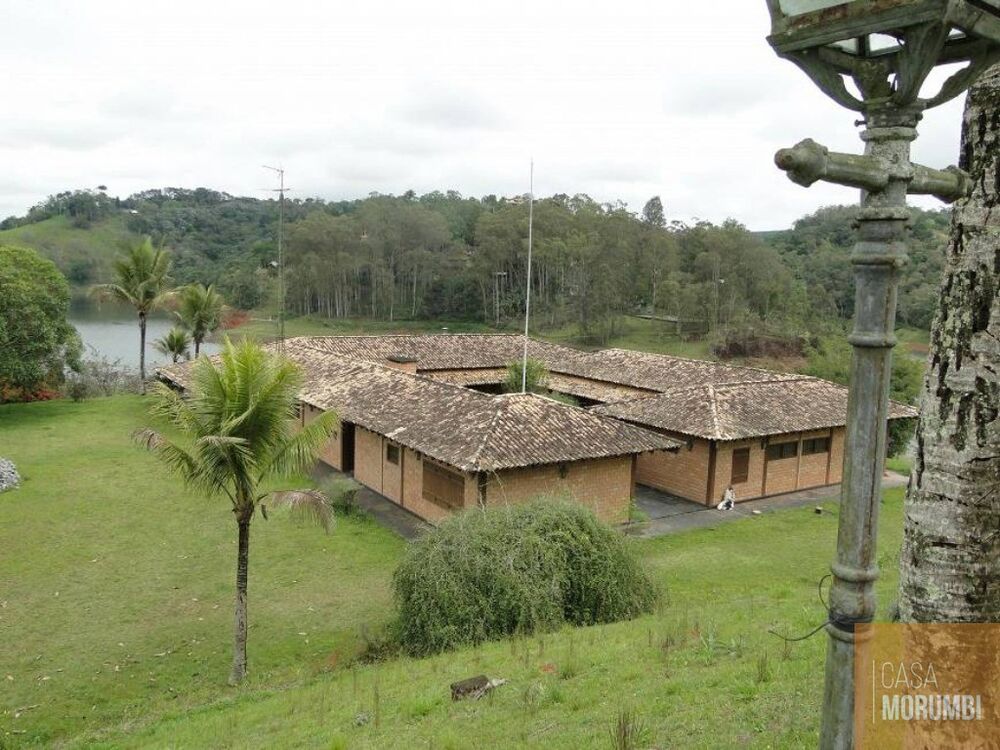 Sítio à venda com 6 quartos, 110000m² - Foto 1