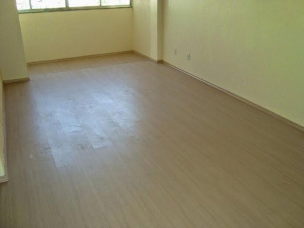 Apartamento à venda com 3 quartos, 109m² - Foto 2