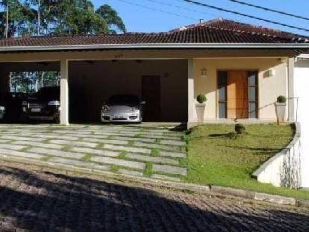 Casa à venda e aluguel com 5 quartos, 3200m² - Foto 4