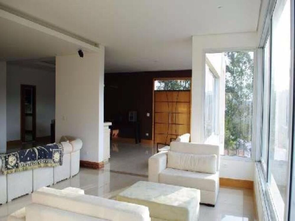 Casa à venda e aluguel com 5 quartos, 3200m² - Foto 3