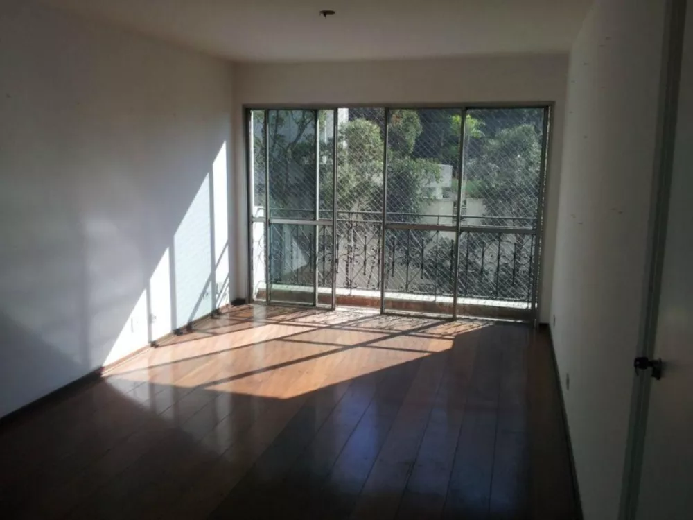 Apartamento à venda com 3 quartos, 102m² - Foto 1