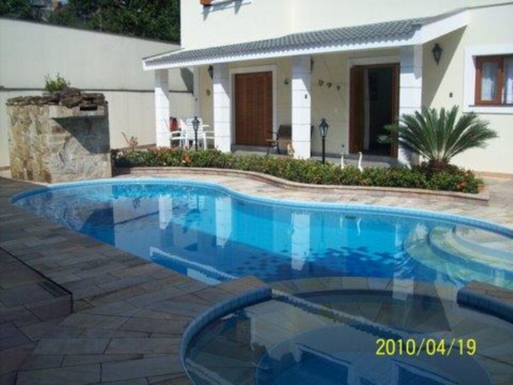 Casa à venda e aluguel com 6 quartos, 1607m² - Foto 7