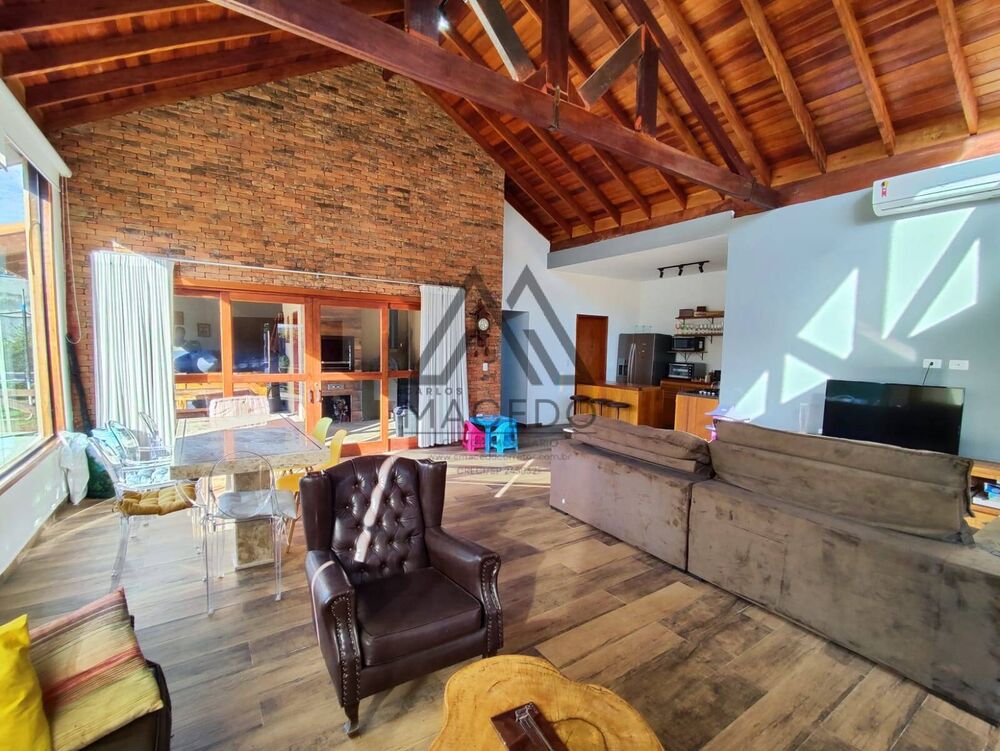 Casa de Condomínio à venda com 3 quartos, 595m² - Foto 3