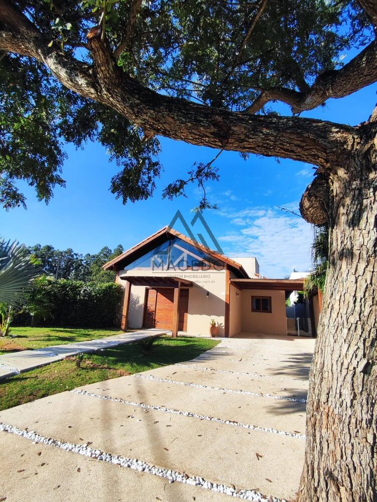 Casa de Condomínio à venda com 3 quartos, 595m² - Foto 1