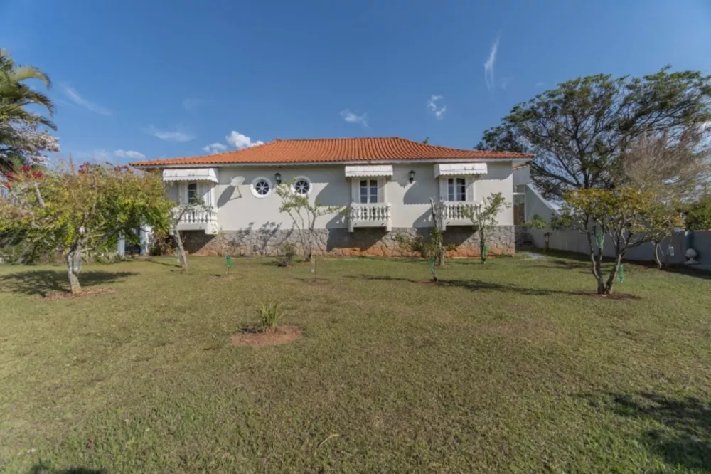 Casa de Condomínio à venda com 4 quartos, 272m² - Foto 3