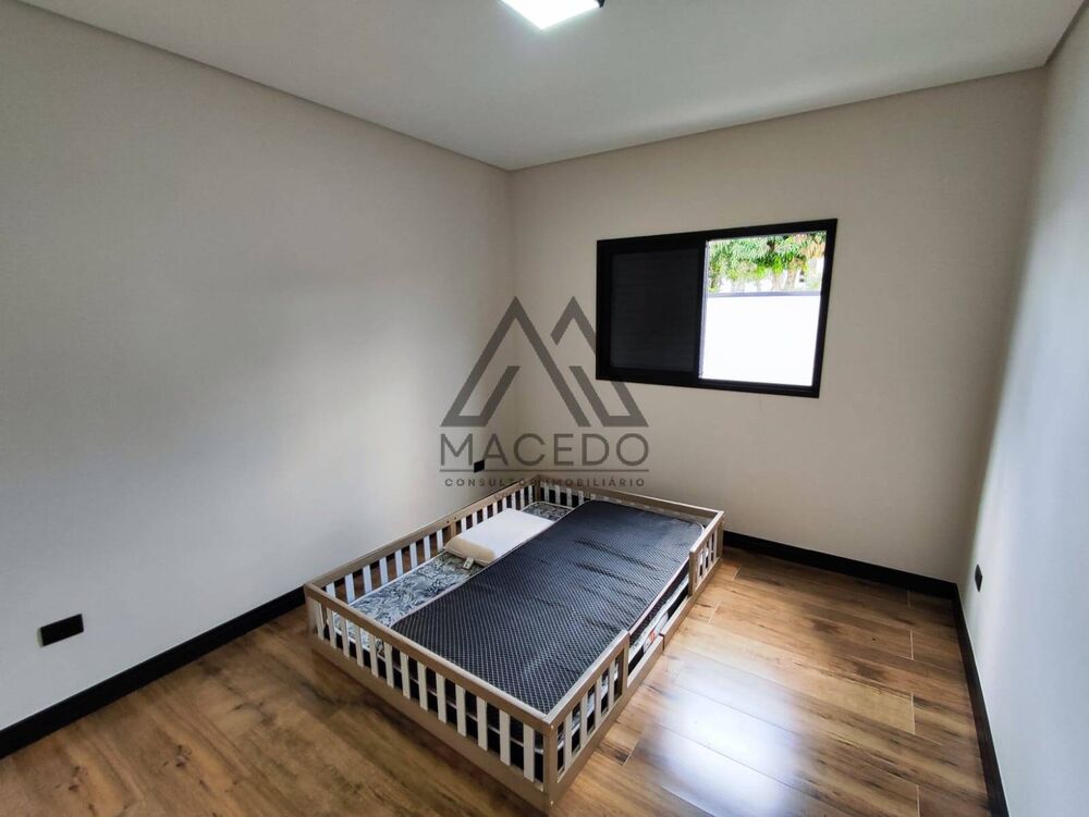 Casa de Condomínio à venda com 3 quartos, 450m² - Foto 4