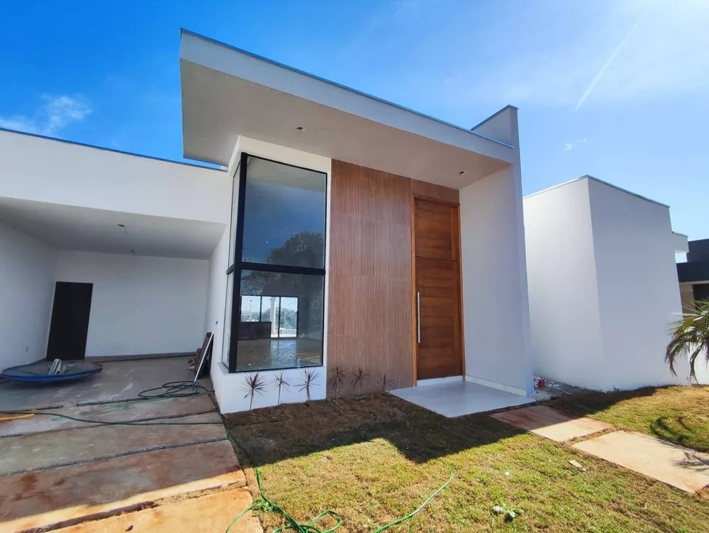 Casa de Condomínio à venda com 3 quartos, 450m² - Foto 2