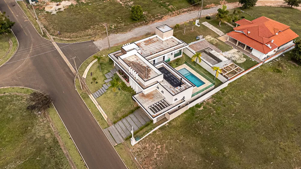 Casa de Condomínio à venda com 5 quartos, 275m² - Foto 3