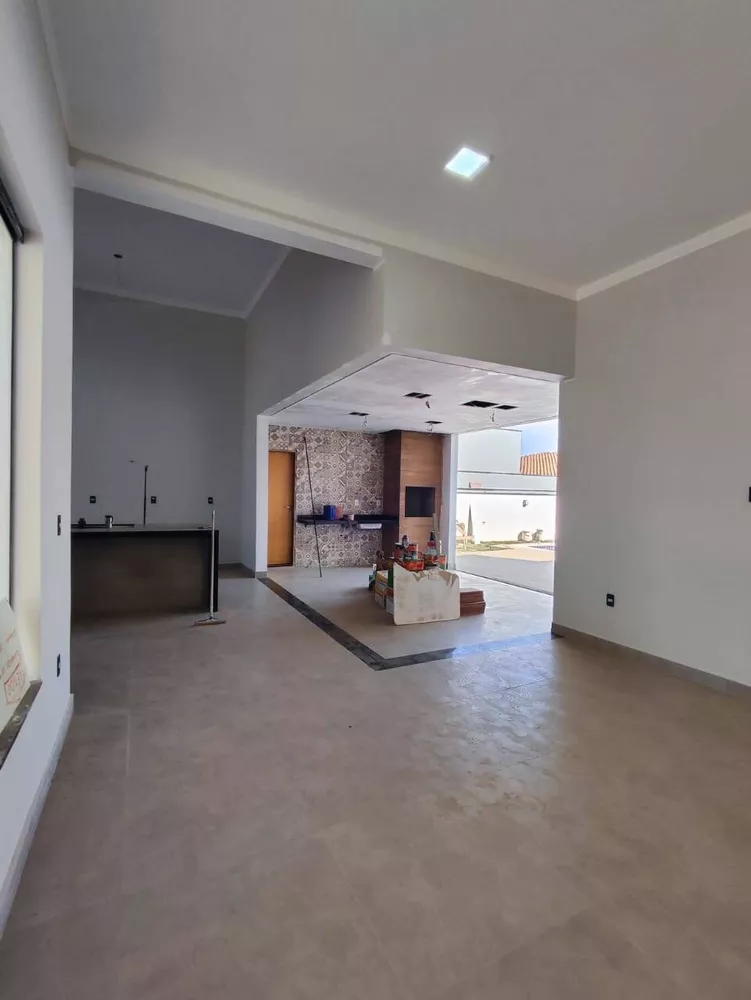 Casa de Condomínio à venda com 3 quartos, 450m² - Foto 4