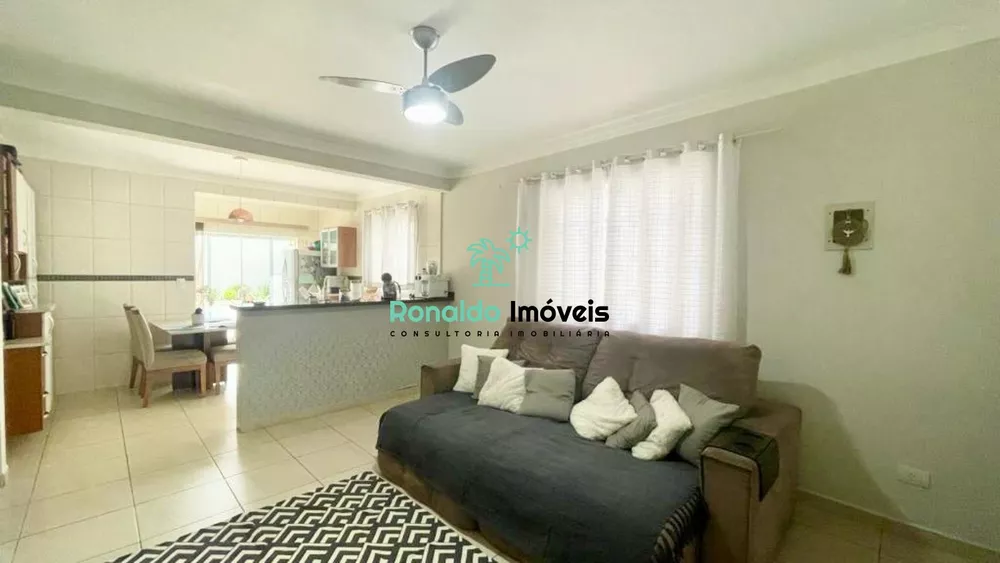 Casa à venda com 2 quartos, 156m² - Foto 4