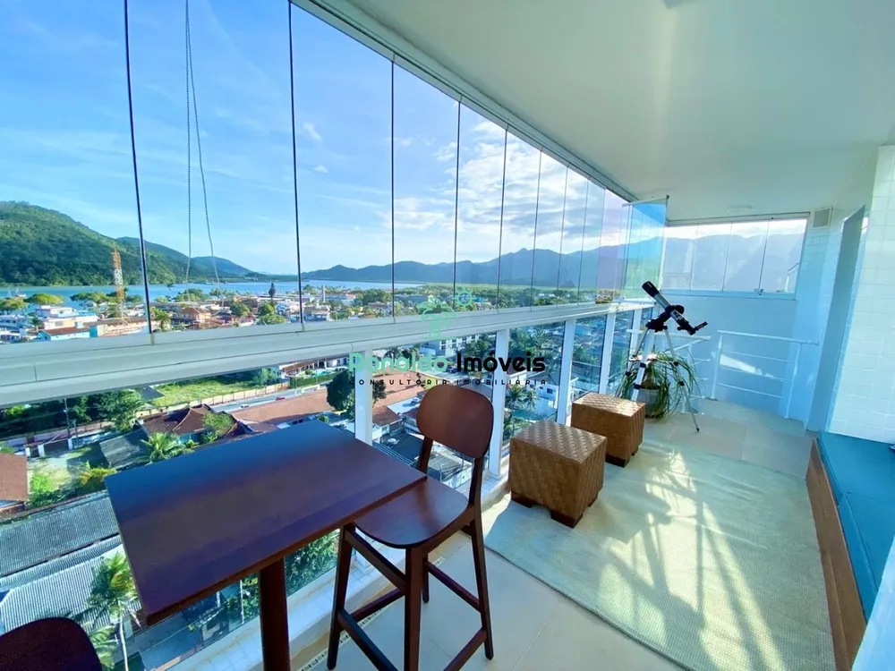Cobertura, 3 quartos, 185 m² - Foto 1
