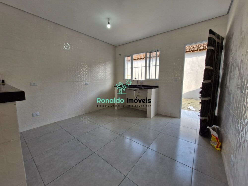 Casa à venda com 2 quartos, 105m² - Foto 5