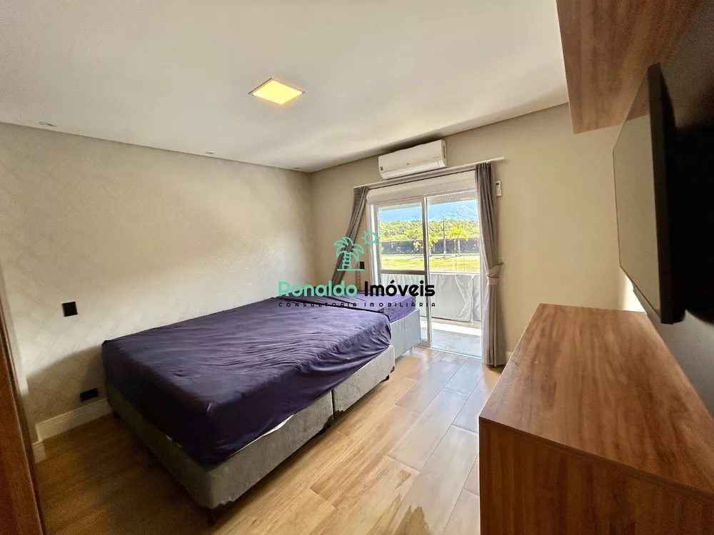 Casa à venda com 5 quartos, 335m² - Foto 16