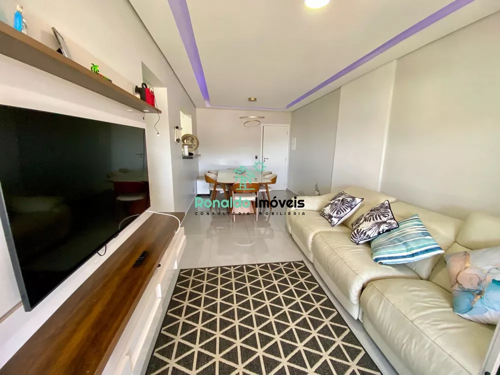 Apartamento à venda com 2 quartos, 80m² - Foto 2