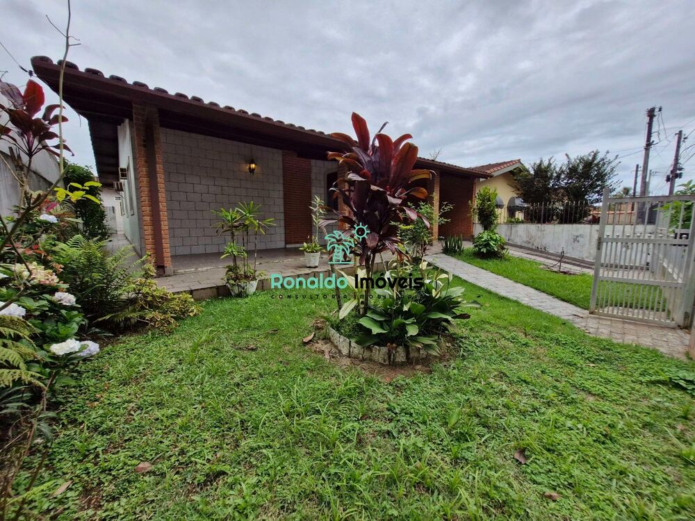 Casa, 3 quartos, 211 m² - Foto 2