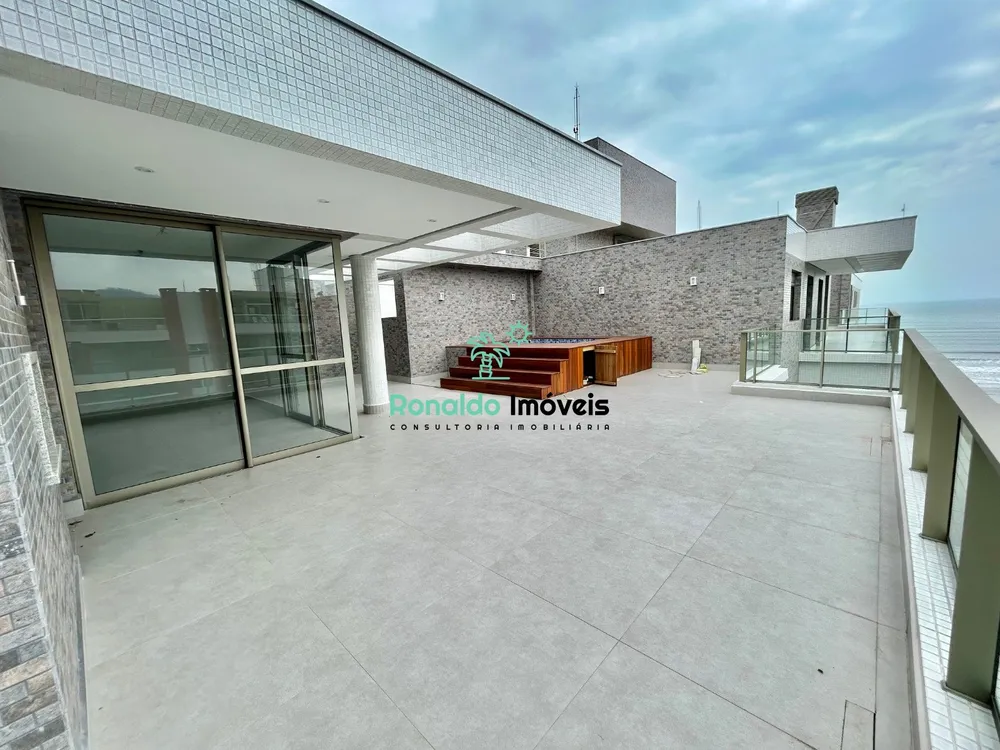 Cobertura, 3 quartos, 230 m² - Foto 1