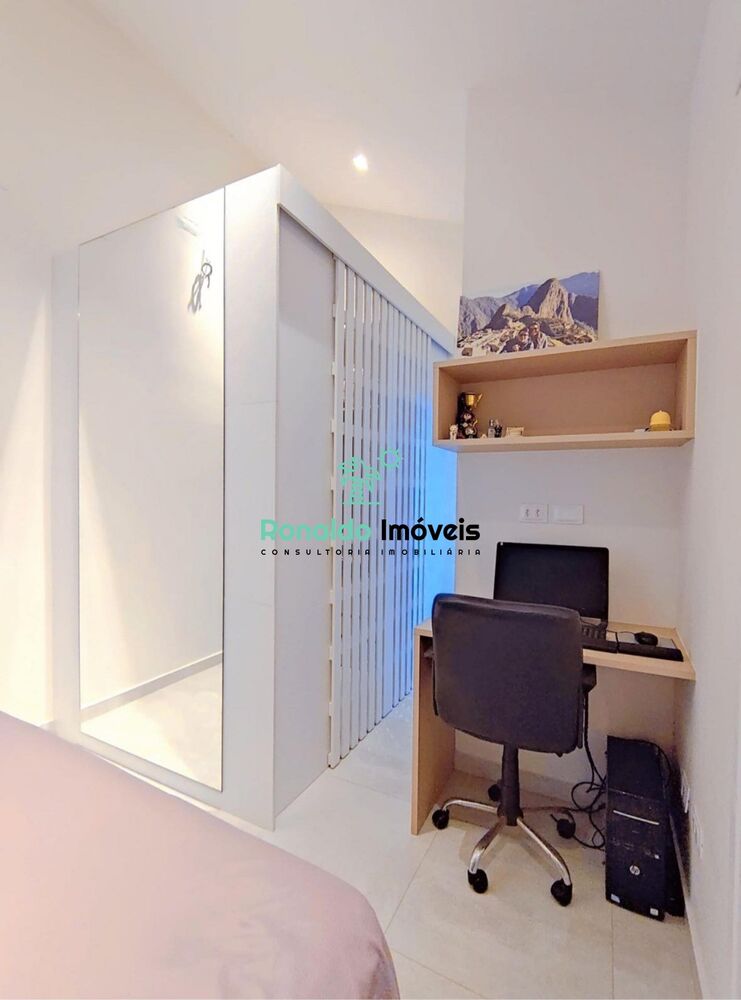 Casa à venda com 2 quartos, 70m² - Foto 3