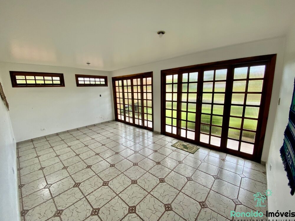 Casa à venda com 3 quartos, 191m² - Foto 4