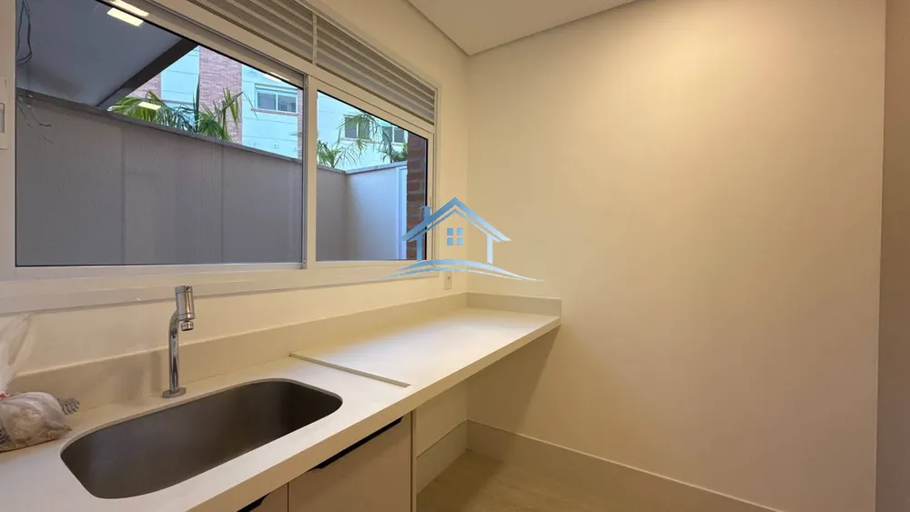 Apartamento, 3 quartos, 221 m² - Foto 2