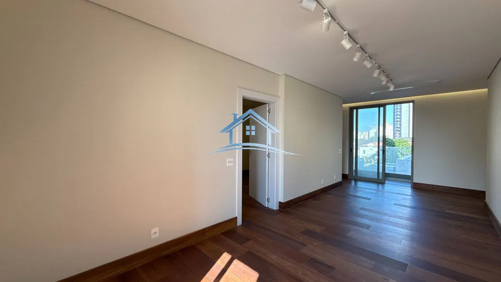 Apartamento, 3 quartos, 257 m² - Foto 1