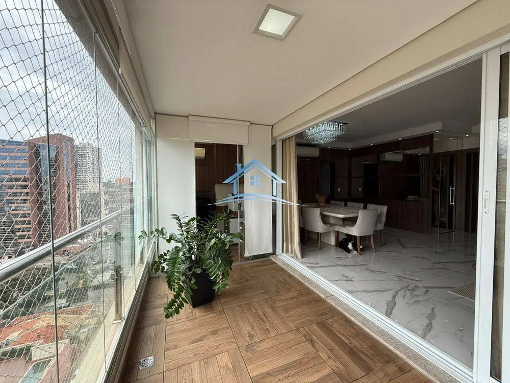 Apartamento, 3 quartos, 247 m² - Foto 1