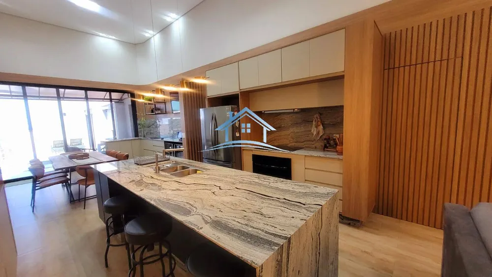 Casa, 4 quartos, 236 m² - Foto 2