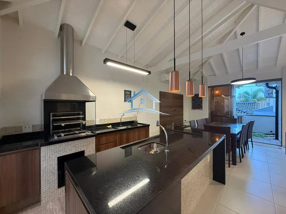Casa, 3 quartos, 256 m² - Foto 4