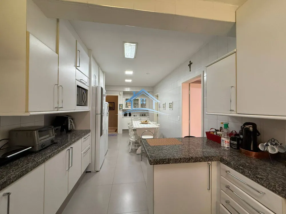 Apartamento, 3 quartos, 259 m² - Foto 2