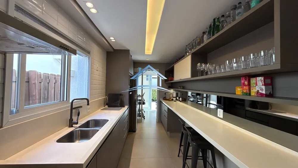 Casa, 3 quartos, 194 m² - Foto 3