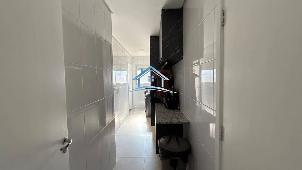 Cobertura, 4 quartos, 215 m² - Foto 6
