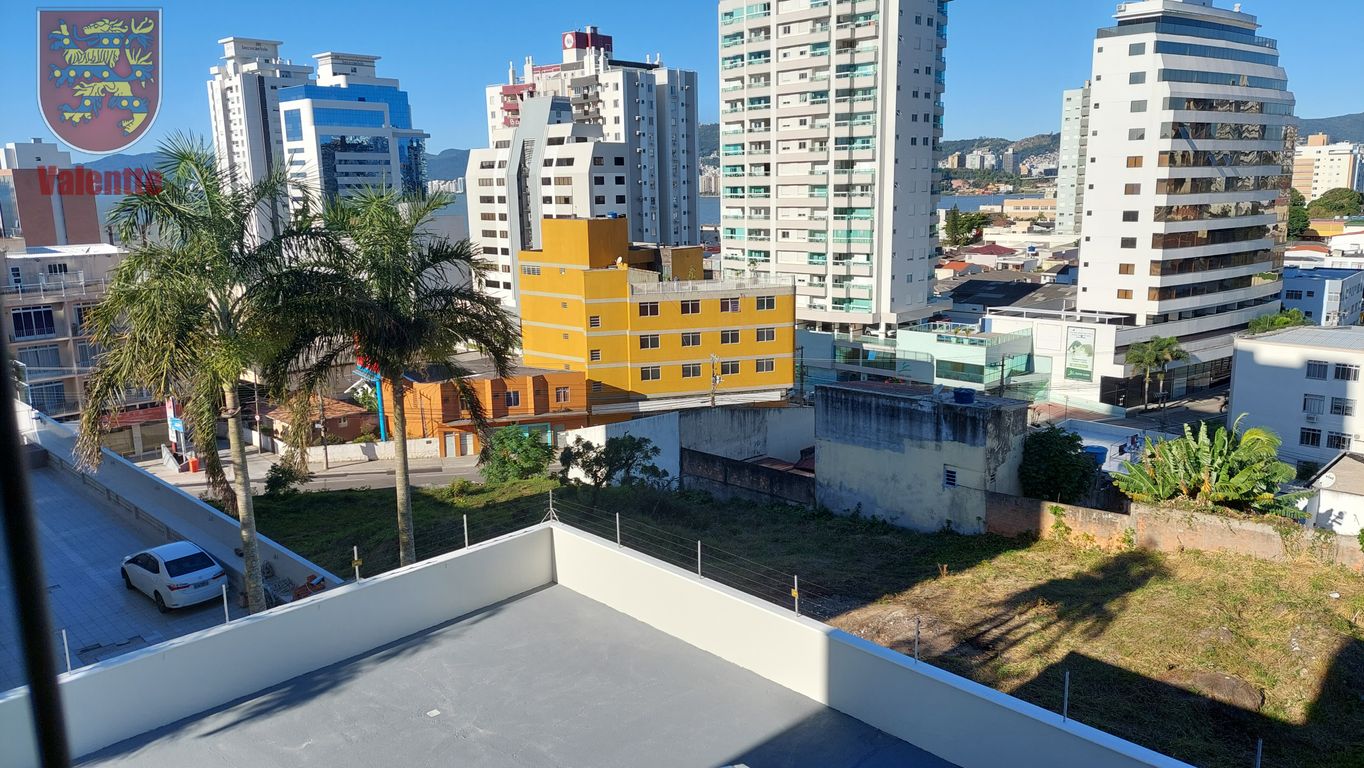 Apartamento à venda com 3 quartos, 136m² - Foto 7