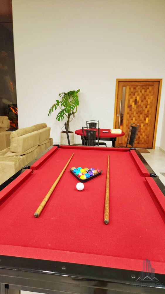 Casa à venda com 4 quartos, 400m² - Foto 1