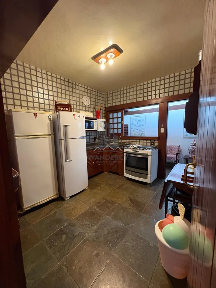 Casa, 5 quartos, 260 m² - Foto 6