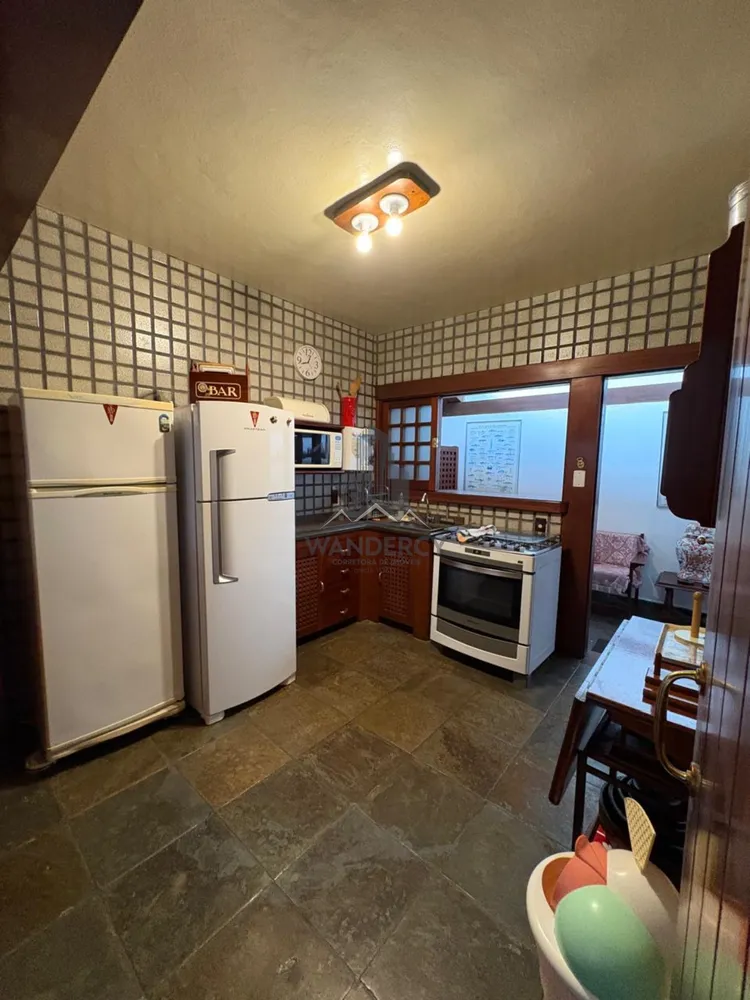 Casa, 5 quartos, 260 m² - Foto 16