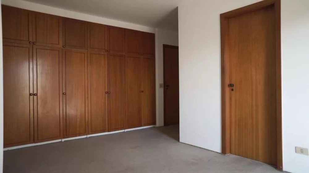 Apartamento, 3 quartos, 227 m² - Foto 1