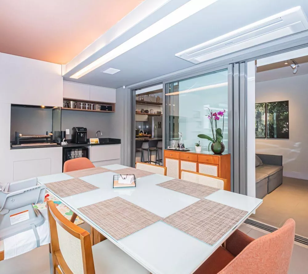 Apartamento, 3 quartos, 131 m² - Foto 2