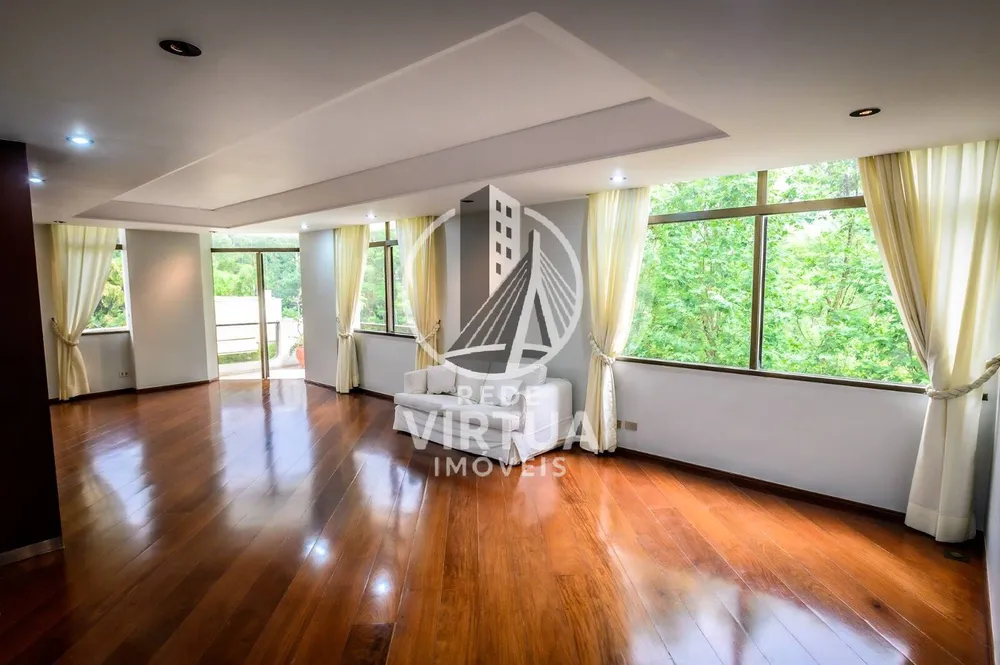 Apartamento, 3 quartos, 220 m² - Foto 1