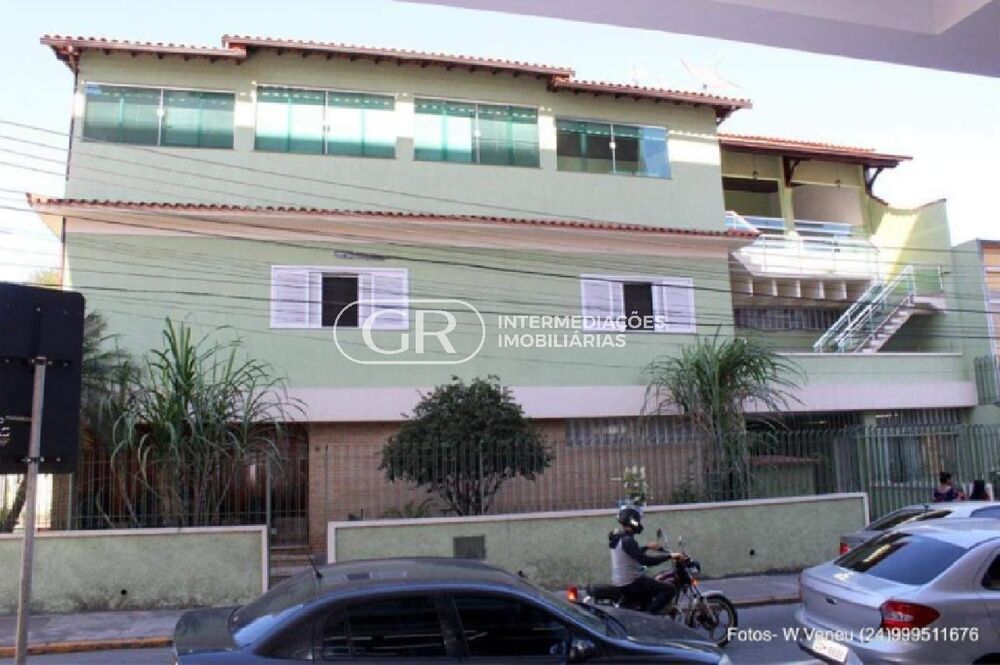 Casa, 5 quartos, 300 m² - Foto 2