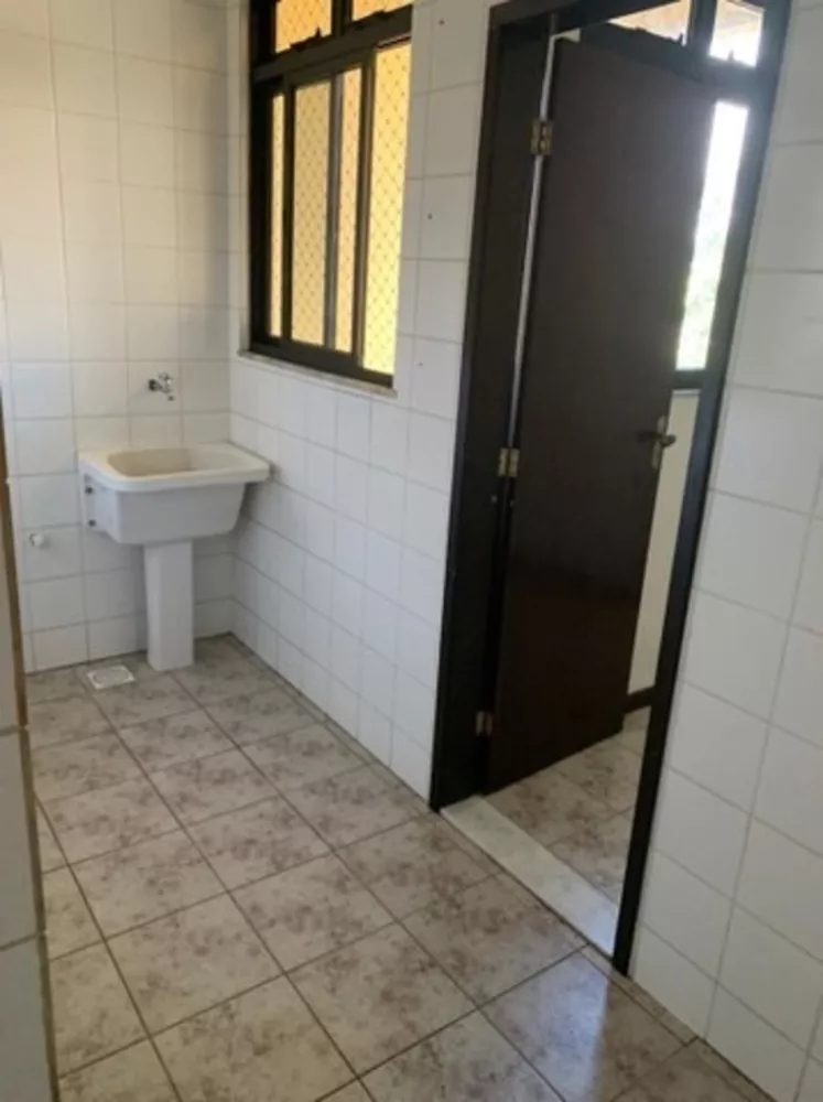 Apartamento, 3 quartos, 128 m² - Foto 2