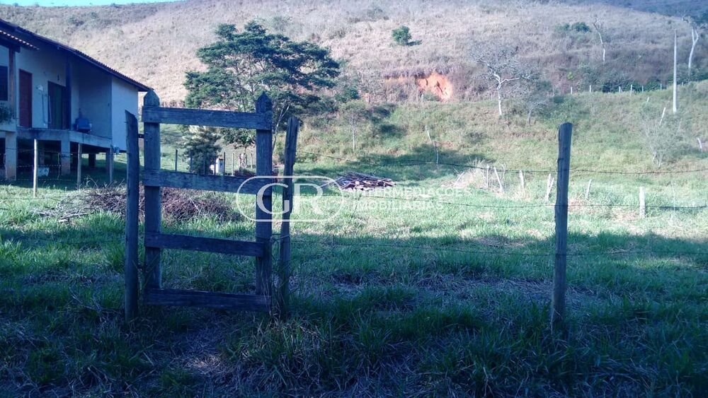 Terreno à venda, 800m² - Foto 1